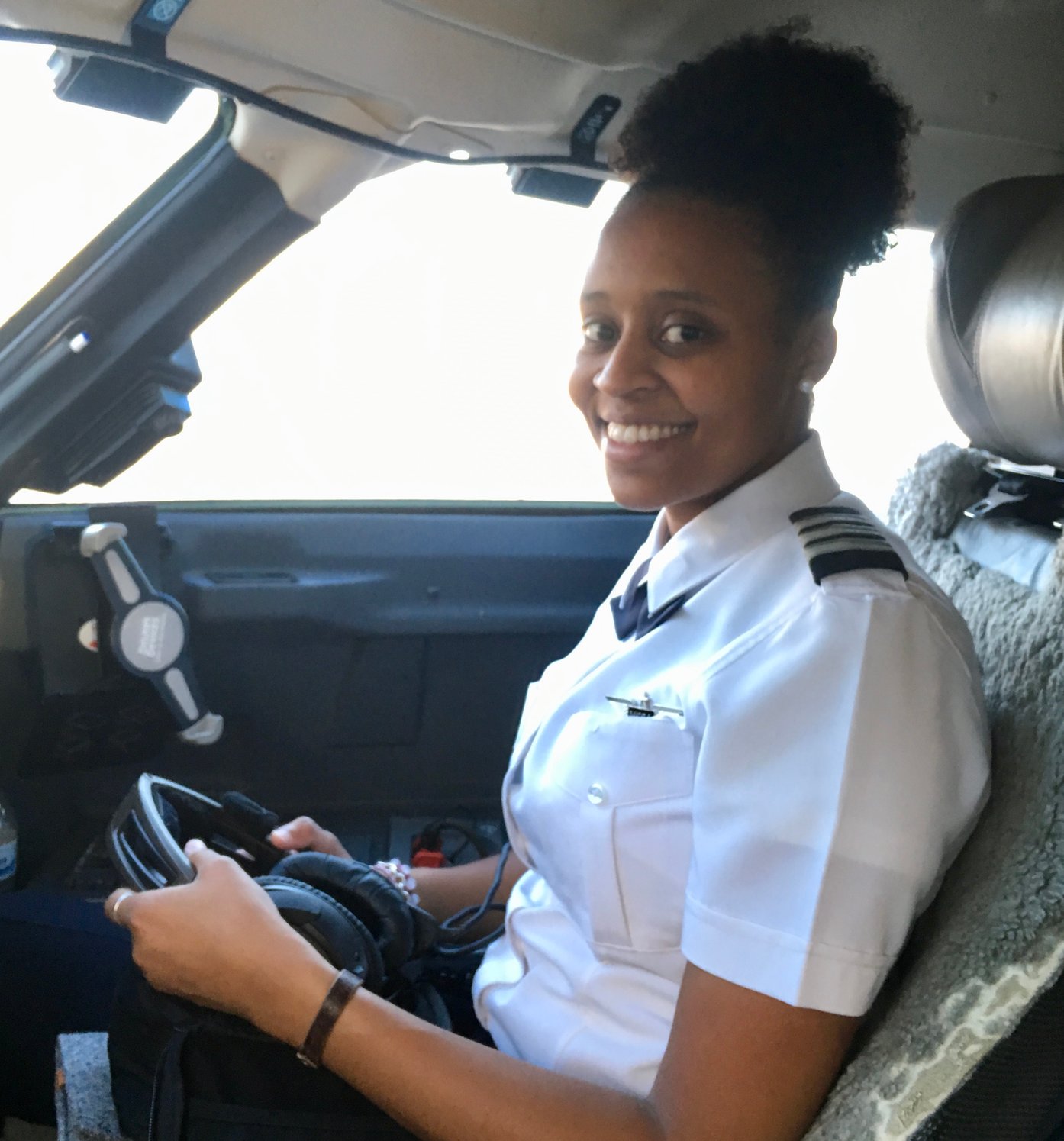 Pilot Profile: Candyce Henderson