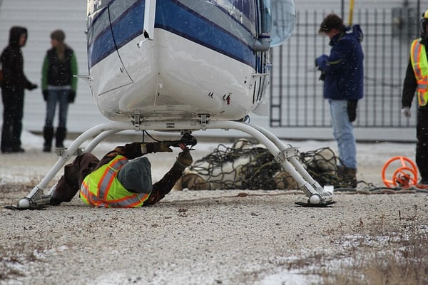 Securing_(6373365757)