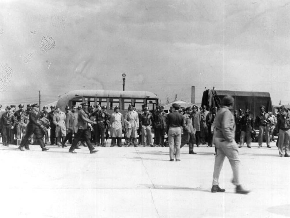 Black aviators waiting to be transported by bus after the Freeman Field Mutiny. Image: Library of Congress